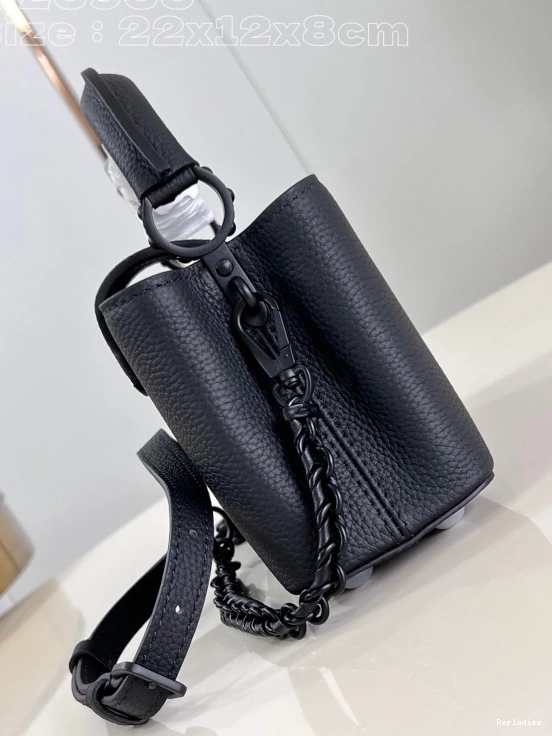 Cheap MINI-22*12*8CM LOUIS CAPUCINES VUITTON 0804